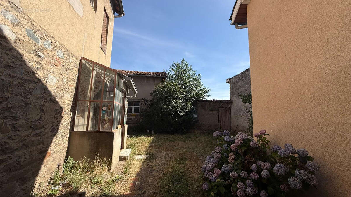 Maison Chazelles Sur Lyon - photo 2