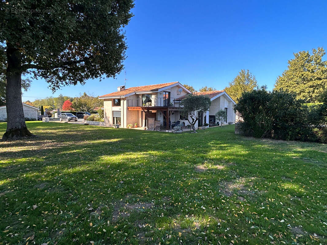 Maison à VILLENEUVE-SUR-LOT