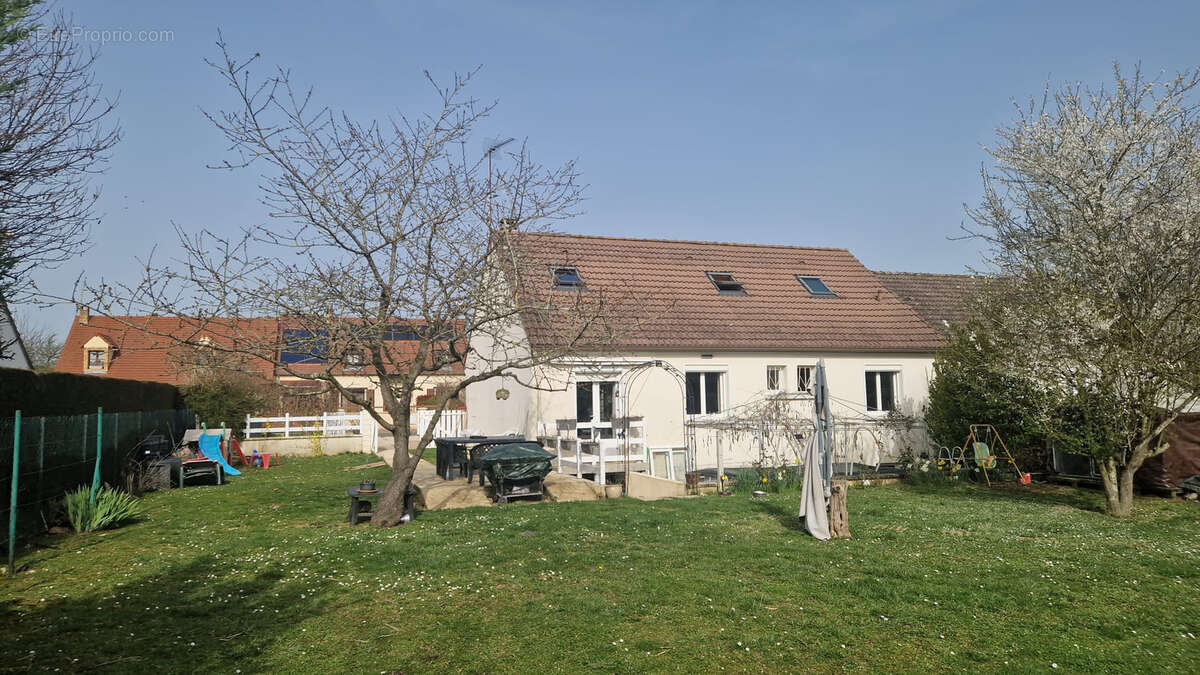 Maison à BRAY-SUR-SEINE