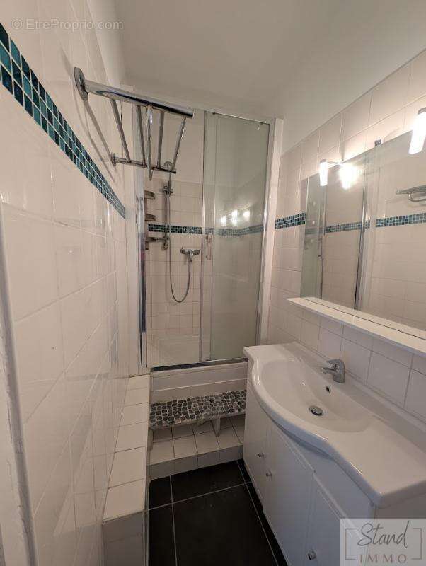 Appartement à MARSEILLE-5E