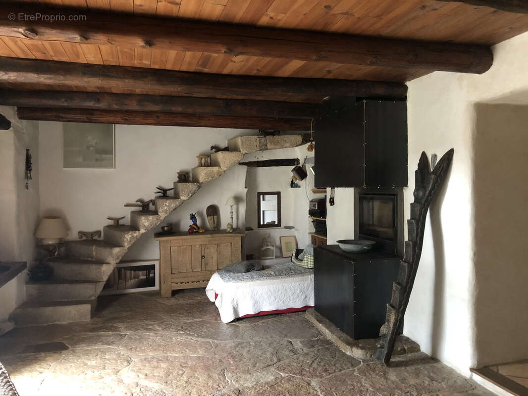 Maison à CAMPESTRE-ET-LUC