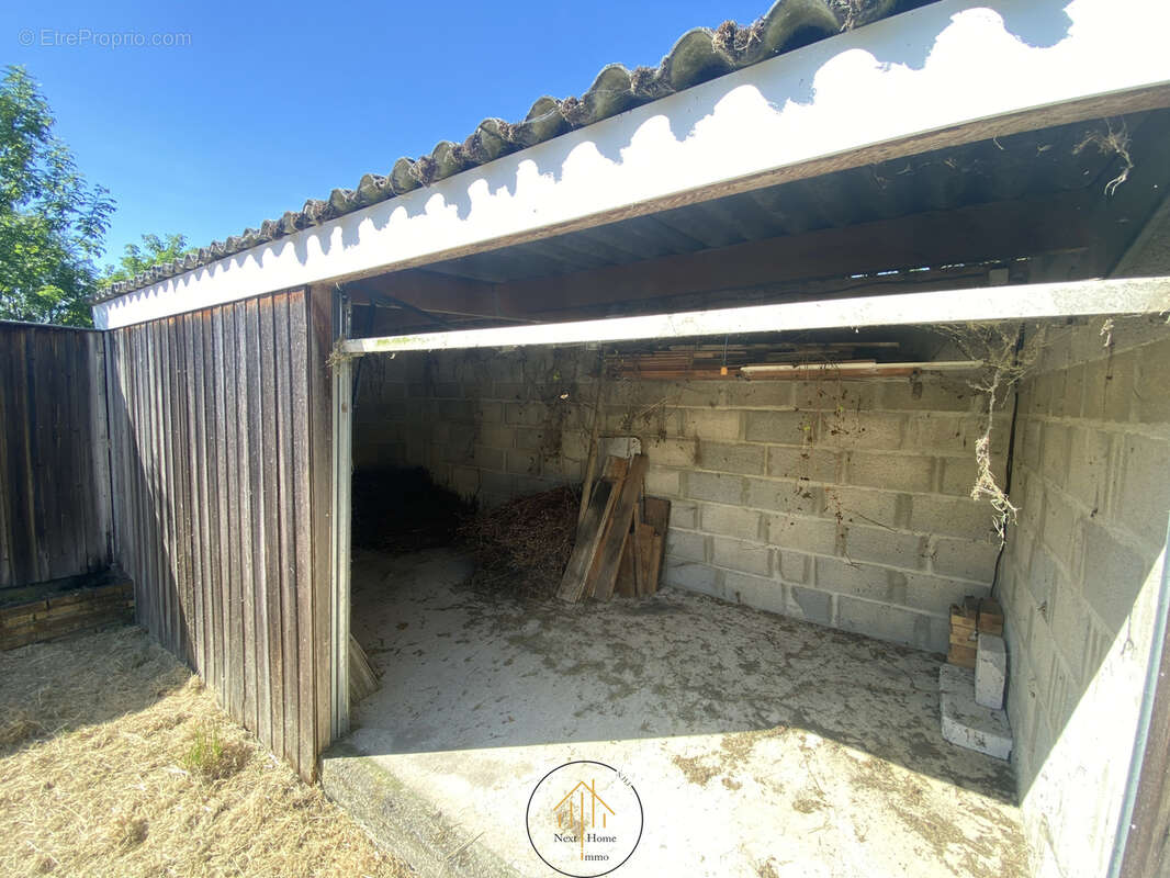 Maison de caractère à Chalais : volumes et charme du bois pour toute la famille - photo 19