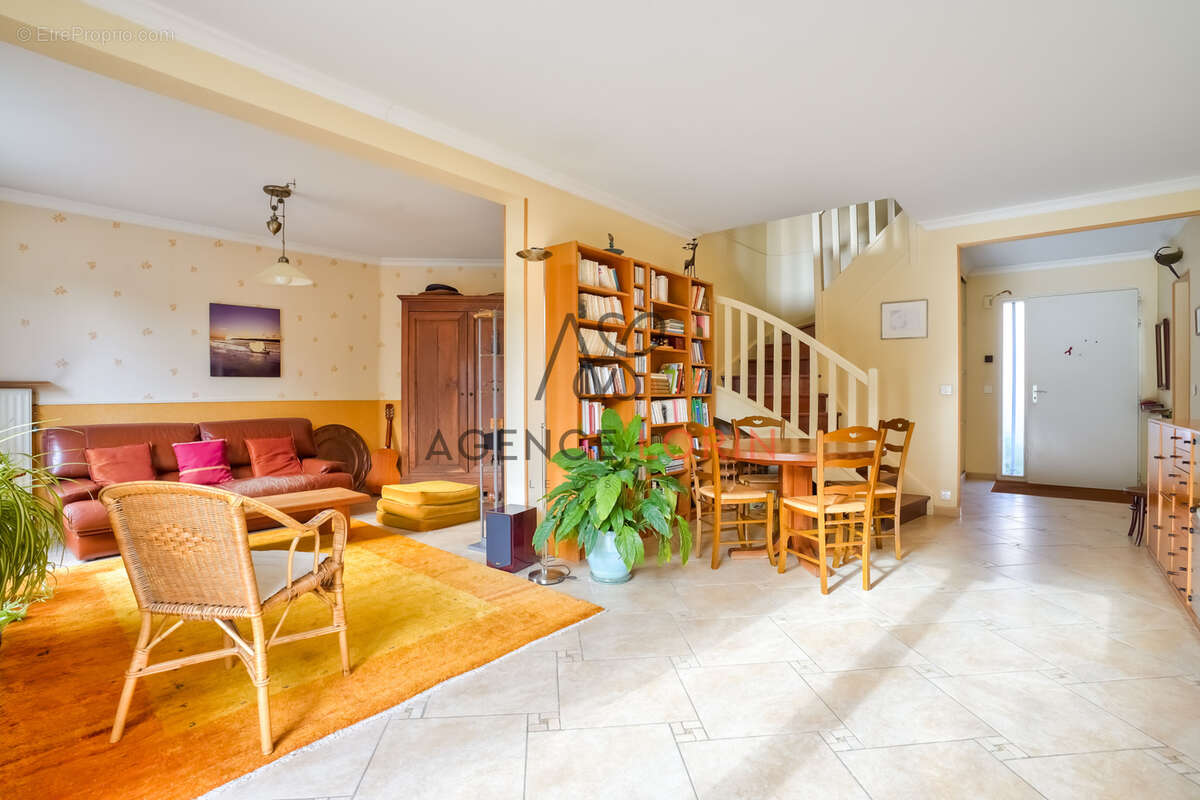 Maison à CROISSY-SUR-SEINE