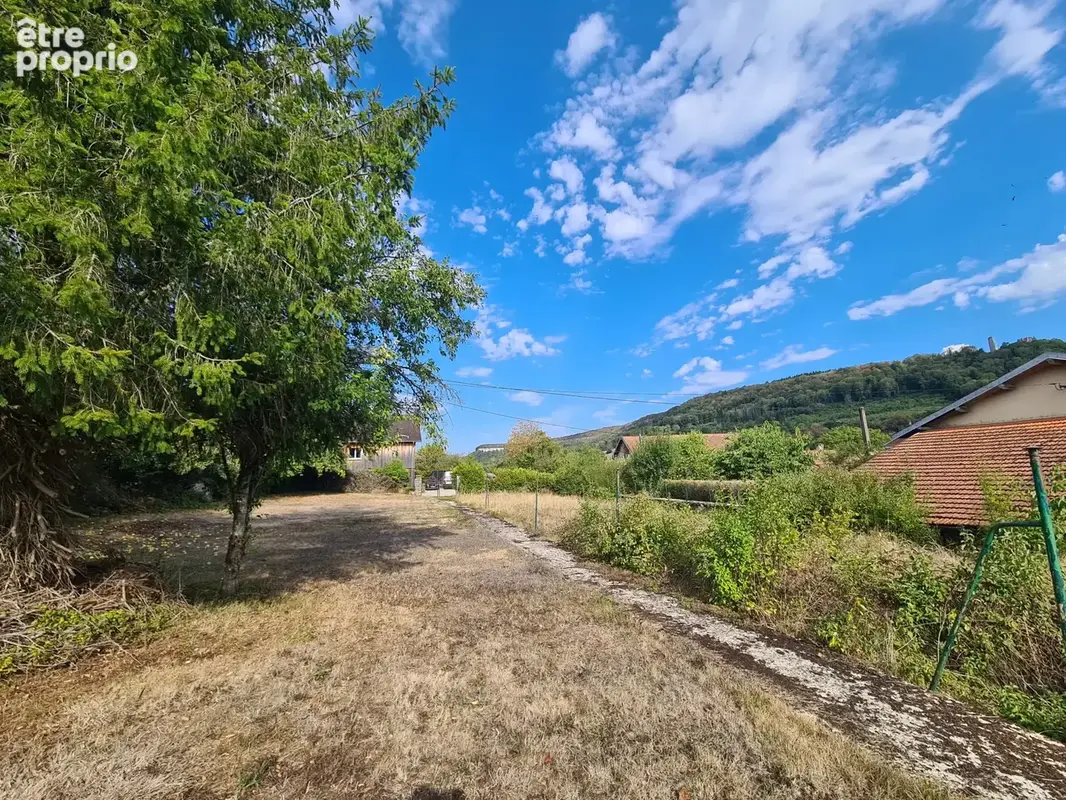 Terrain 960 m² à Scey-Maisieres  - photo 4