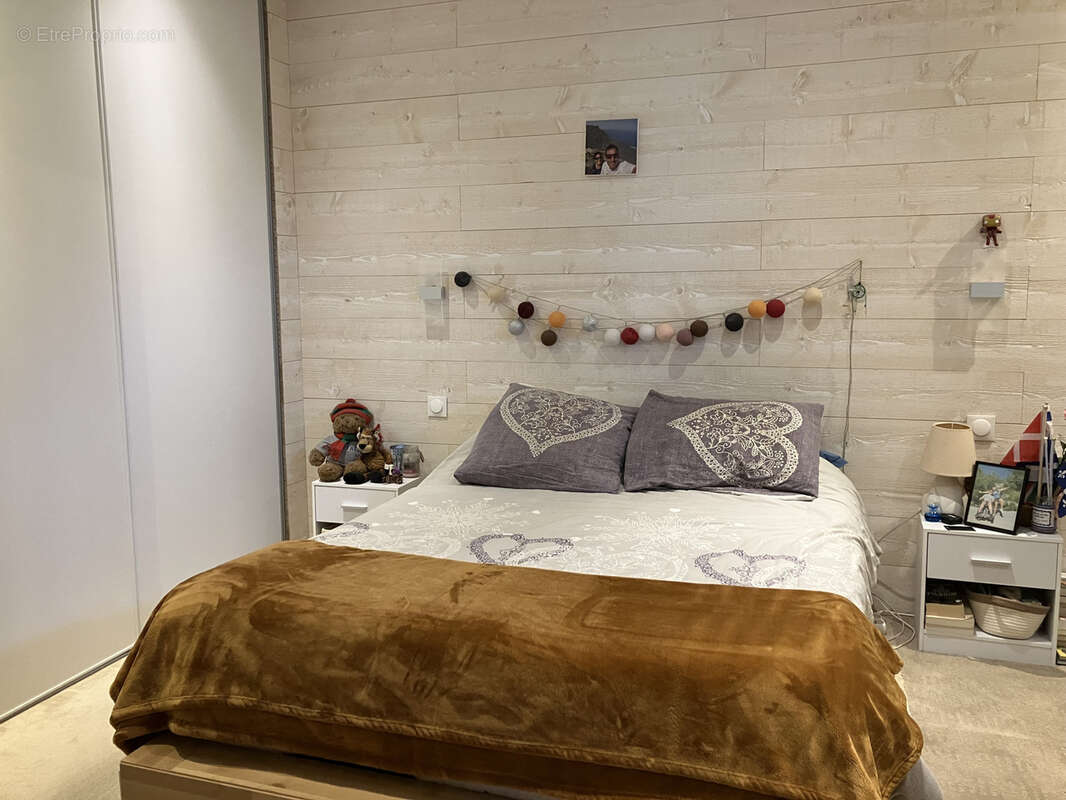 Maison à SAINT-GENIS-LES-OLLIERES