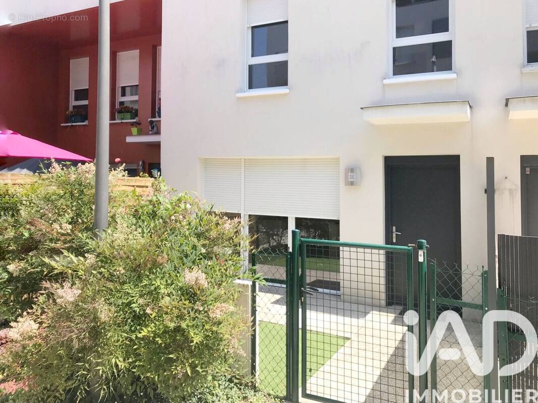 Photo 1 - Appartement à VILLEMOMBLE