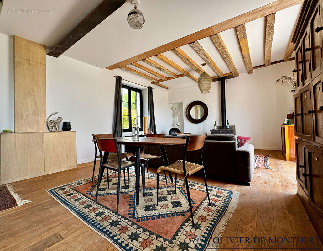 Maison à MONTFORT-L'AMAURY