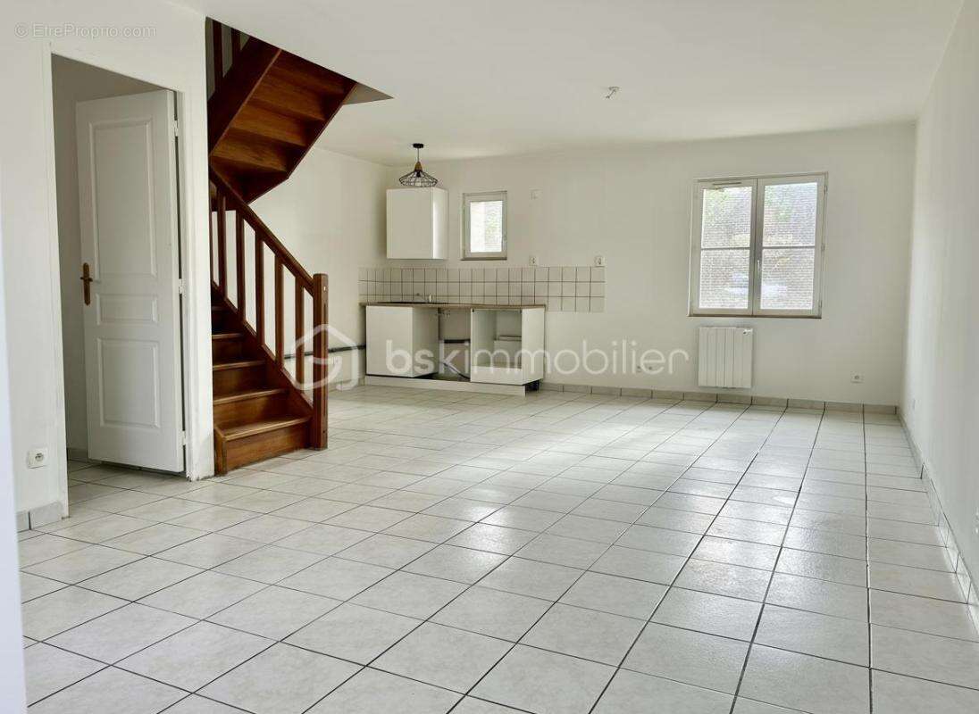 Appartement à MORET-SUR-LOING