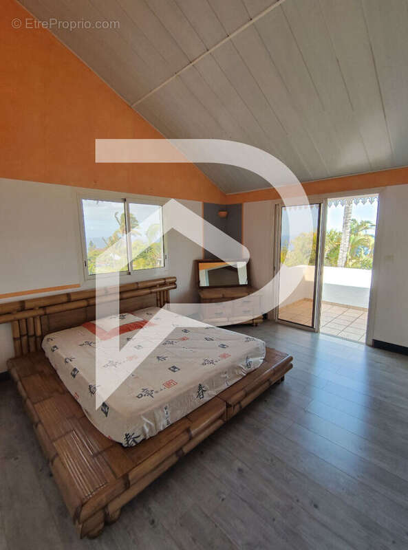 Maison à PETITE-ILE