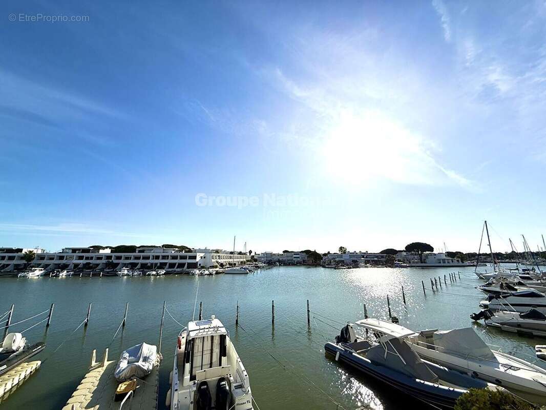 Marina très belle vue dégagée sur le port - photo 3