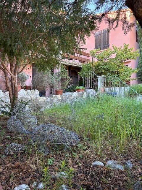 Maison à MARSEILLE-7E