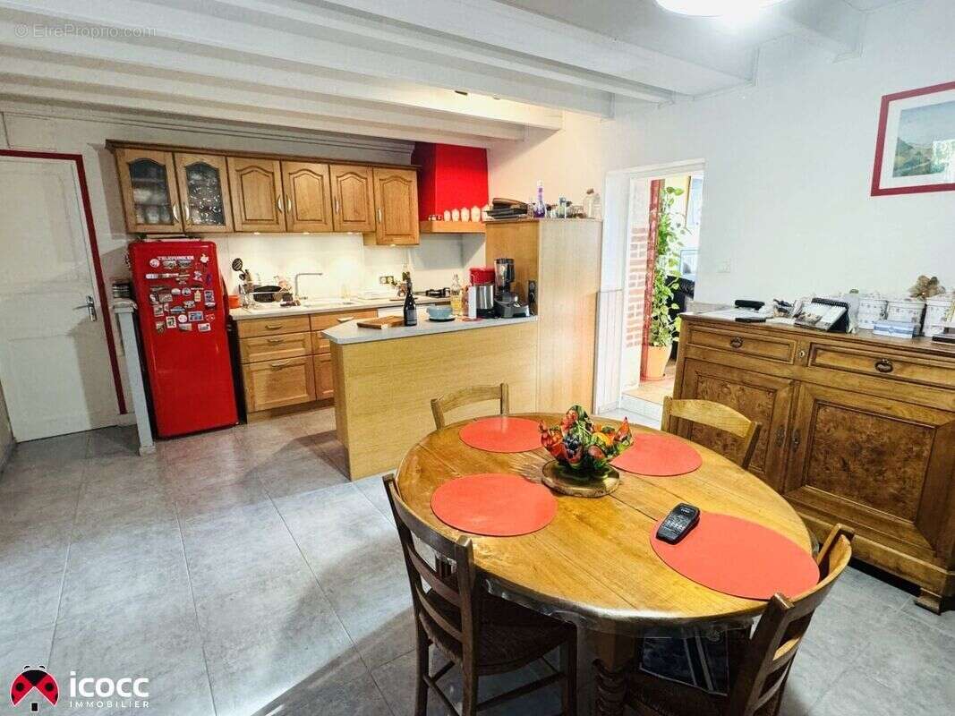 Maison à CHATEAU-GUIBERT