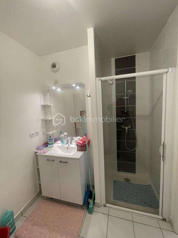 Appartement à MAINVILLIERS