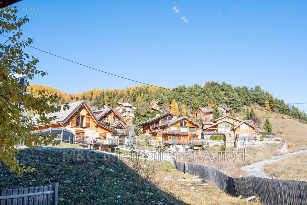 Appartement à SAINT-ETIENNE-DE-TINEE