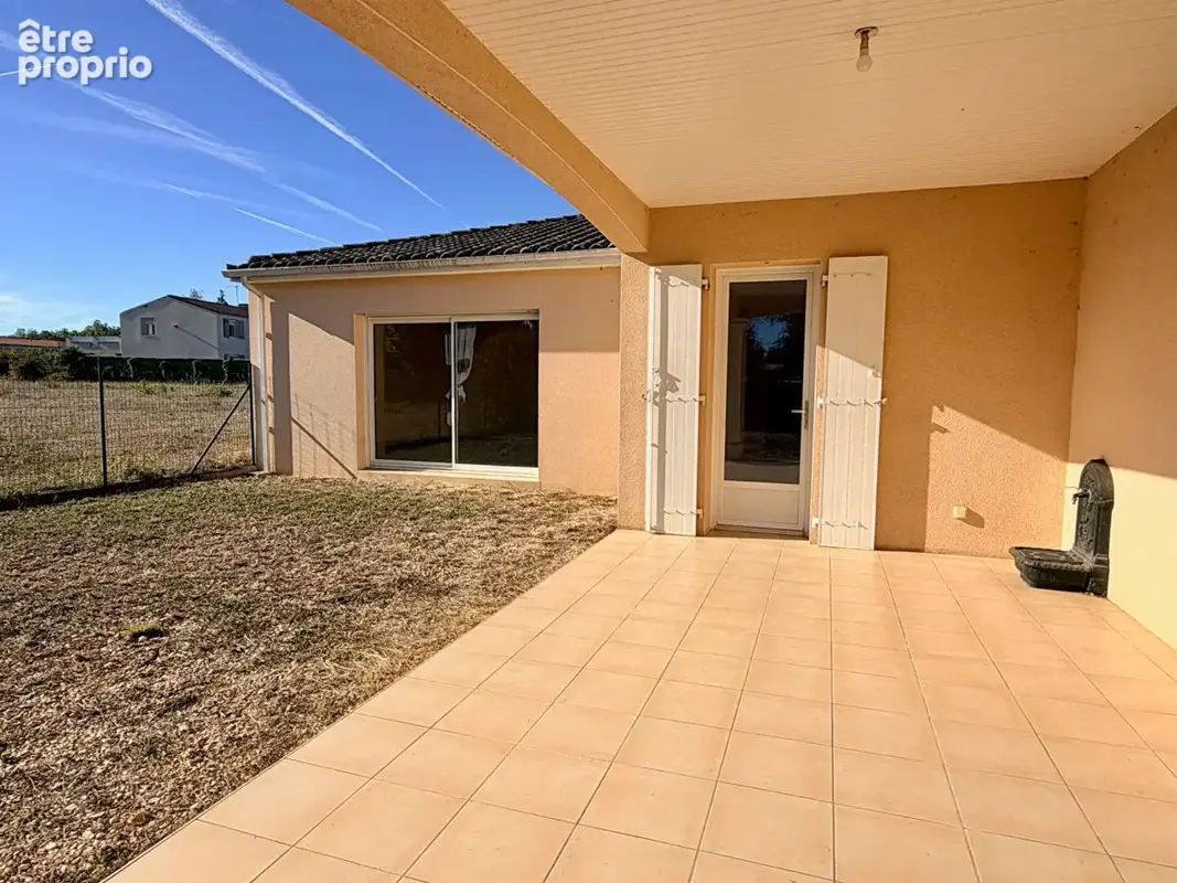 Maison Magnac-sur-Touvre 5 pièce(s) 95 m2 - photo 2