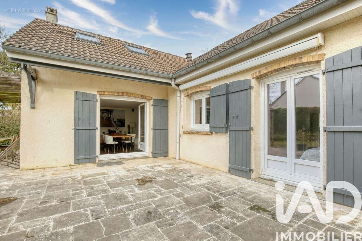 Photo 2 - Maison à VILLENNES-SUR-SEINE