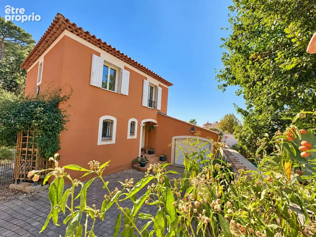 Six fours les plages - maison de 130 m2 - terrain 1037 m2 - calme - - photo 2