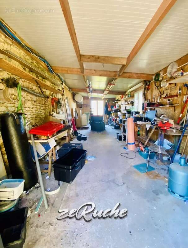 Maison à SAINT-PIERRE-DU-BU