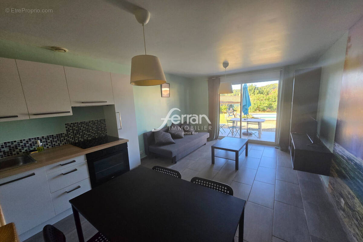 Appartement à SILLANS-LA-CASCADE