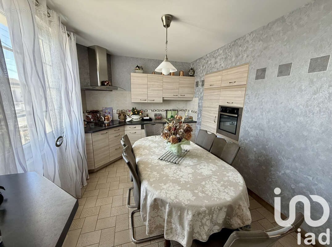 Maison 80 m² à Craon  - photo 4