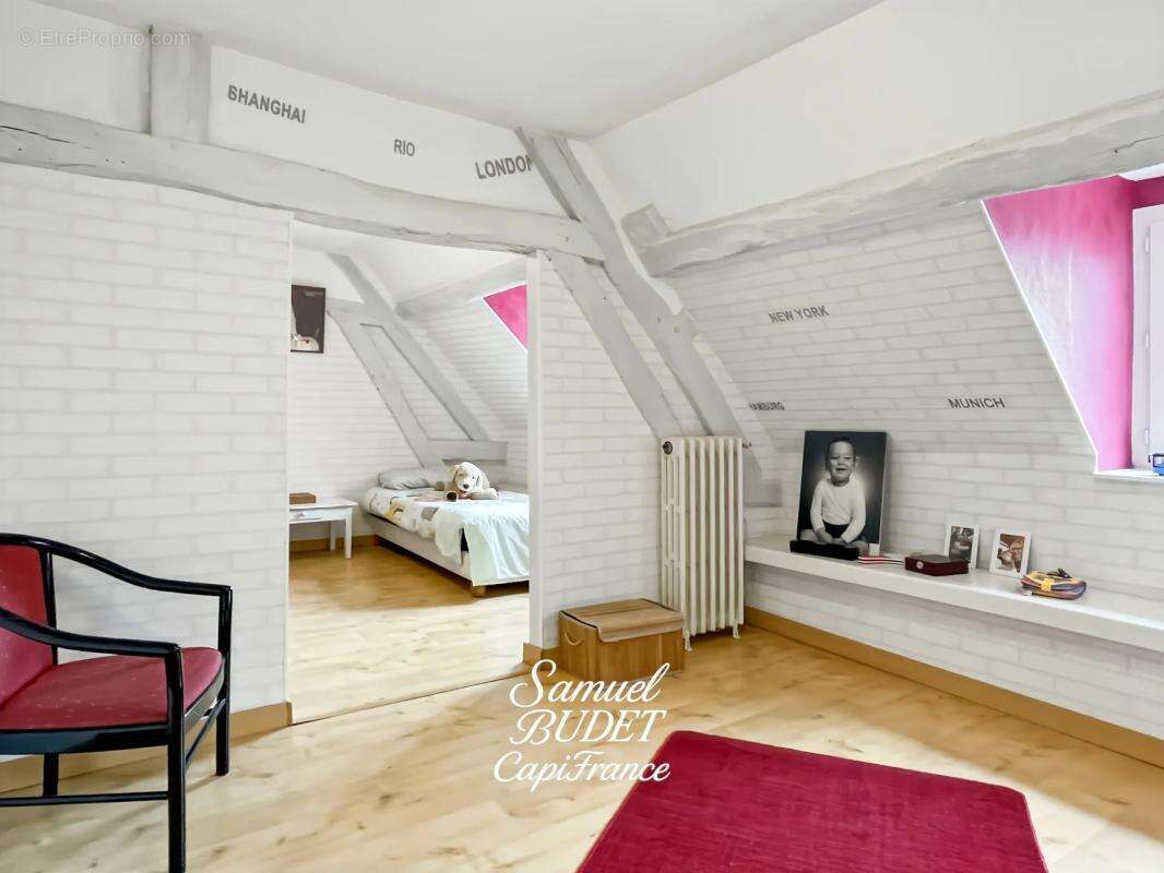 Maison rénovée 230 m² à Fyé - photo 18