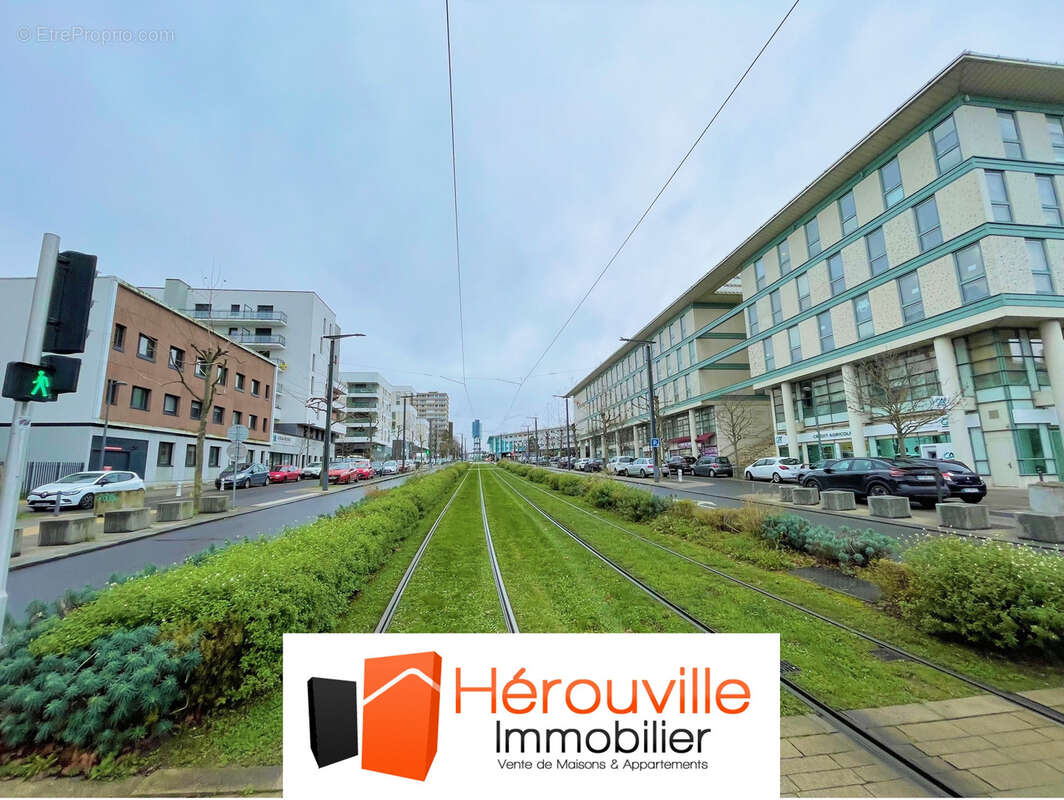 Parking à HEROUVILLE-SAINT-CLAIR