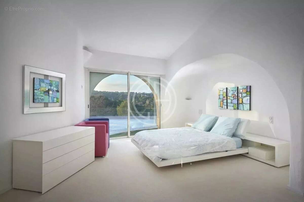 Maison à MOUANS-SARTOUX