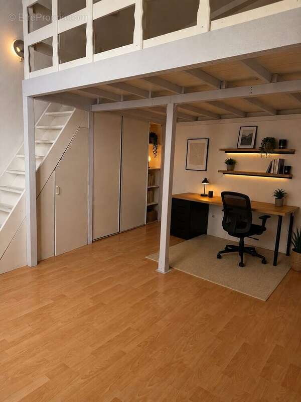 Chambre 2 - Appartement à MONTPELLIER