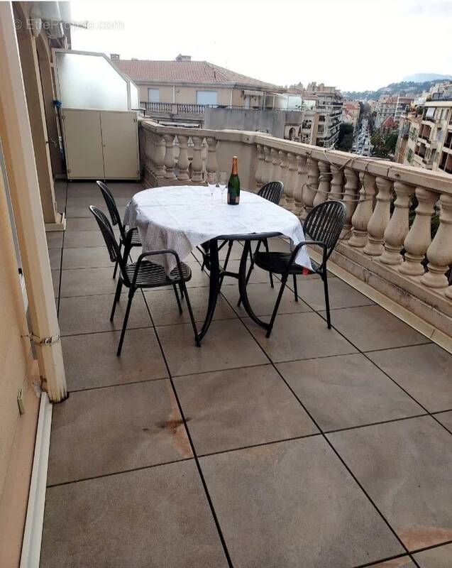 Appartement à MENTON