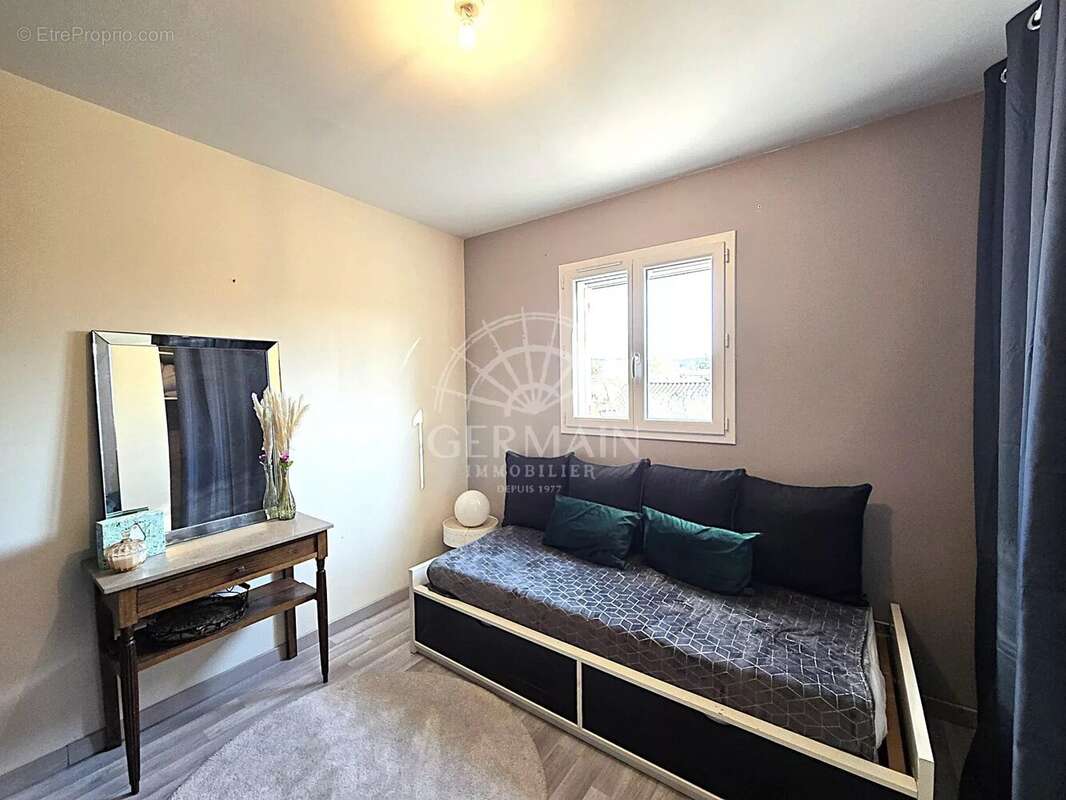 Maison à PERNES-LES-FONTAINES