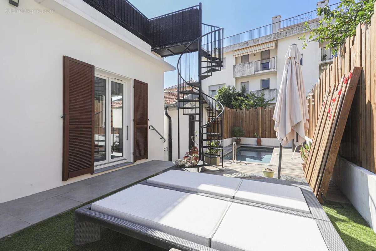 Vente maison atypique nice st sylvestre - photo 11