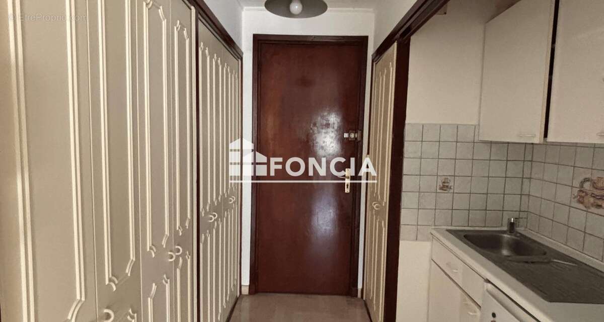 Appartement à HYERES