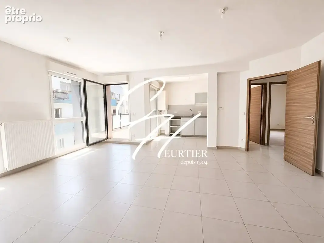 Appartement 4 pièces 85 m² à vendre à Grenoble (38000) - photo 1