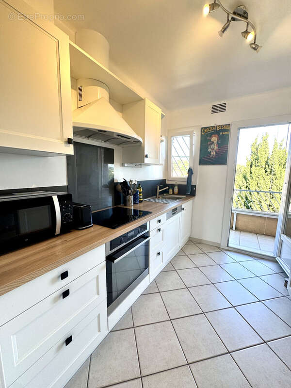 Appartement à SIX-FOURS-LES-PLAGES