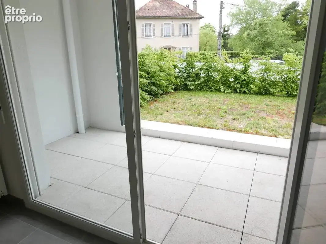 Appartement 2 pièces 40 m² à vendre à Francheville (69340) - photo 3