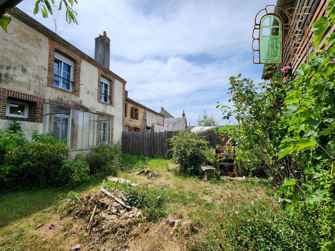 Maison à CHOUE
