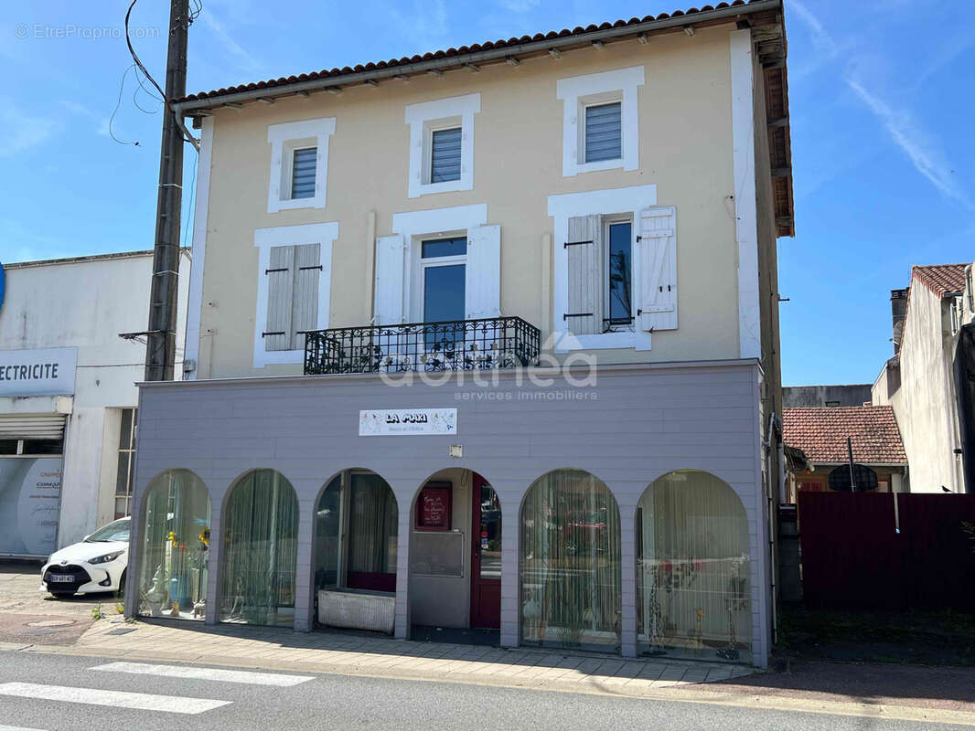 Maison à ROUMAZIERES-LOUBERT