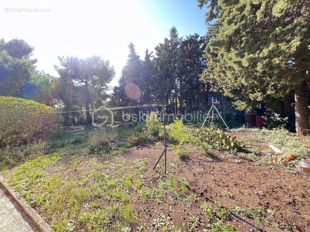 Maison à LA VALETTE-DU-VAR