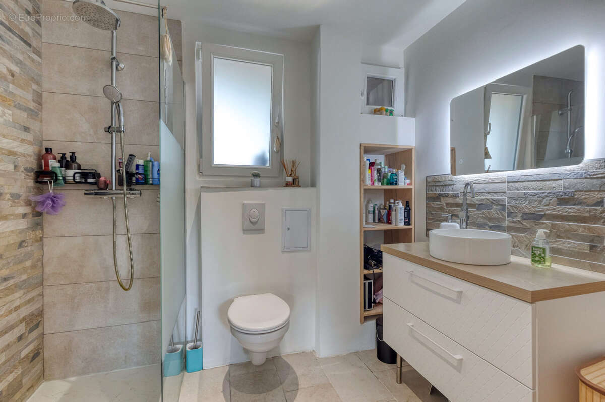 Appartement à SAINT-MARTIN-D&#039;HERES