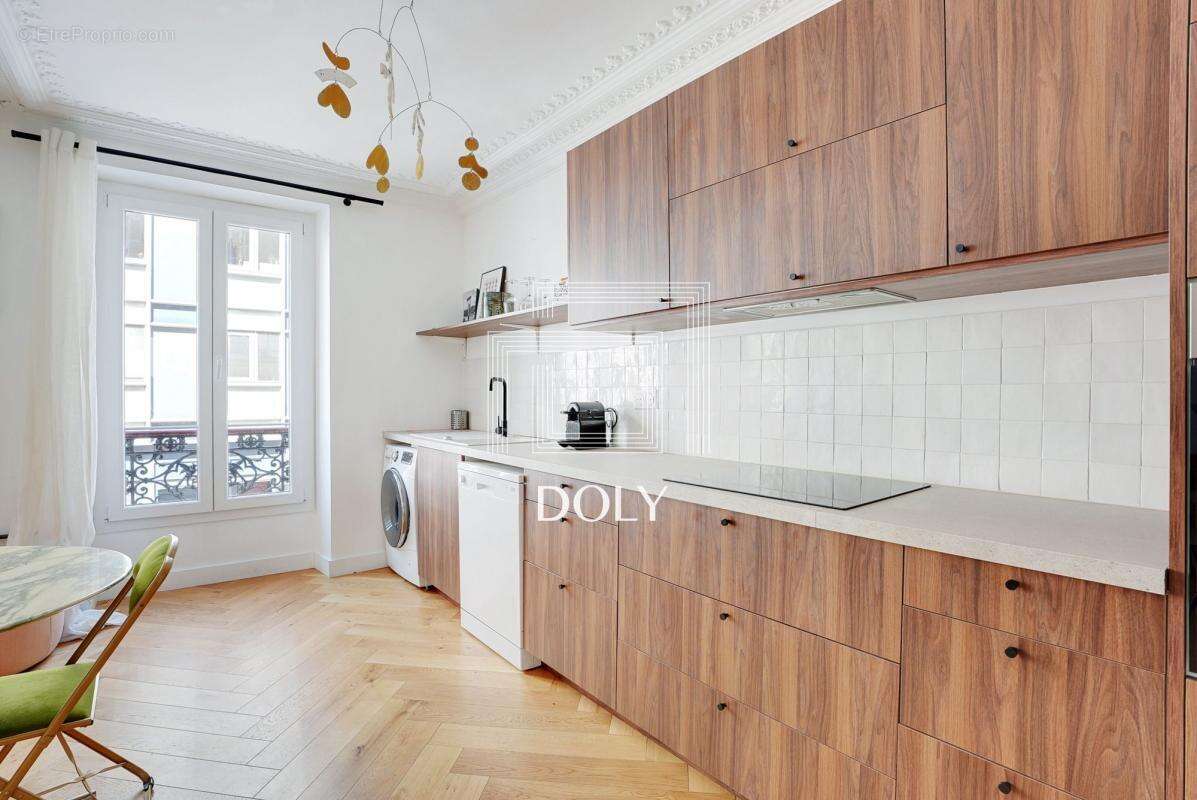 Appartement à PARIS-3E