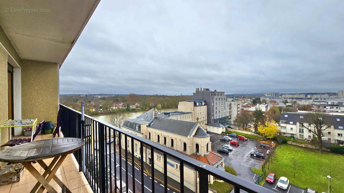 Appartement à JUVISY-SUR-ORGE