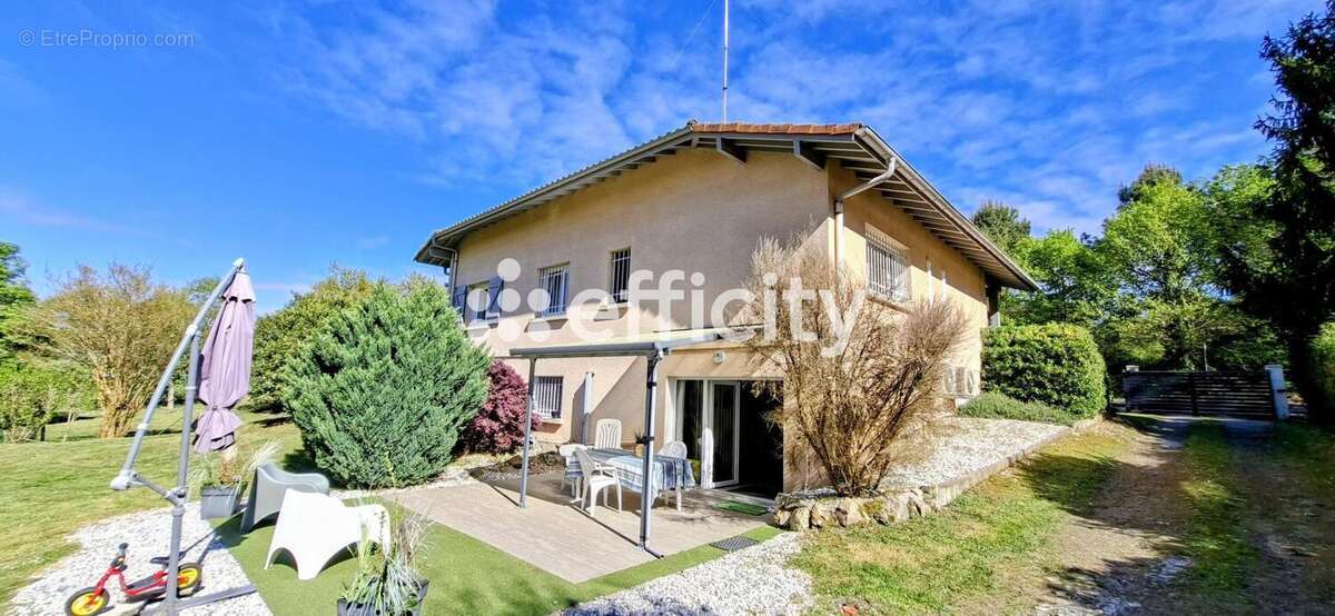Maison à LEON