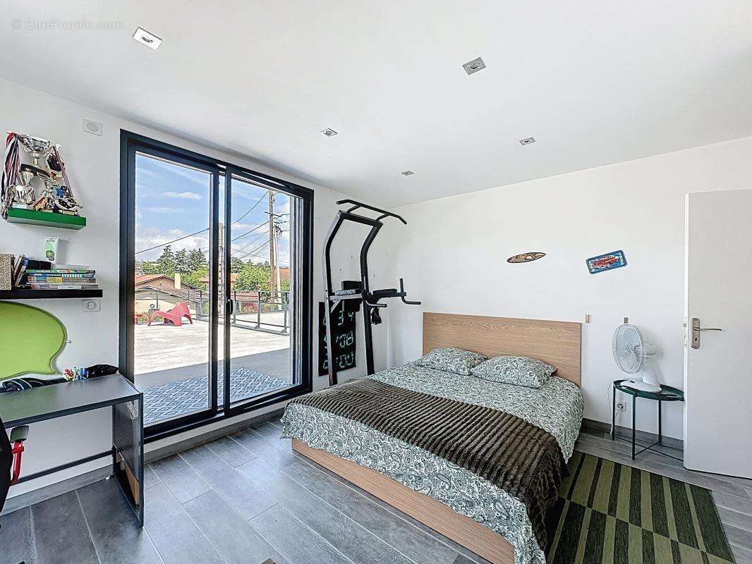 Maison à SAINT-SYMPHORIEN-D&#039;OZON