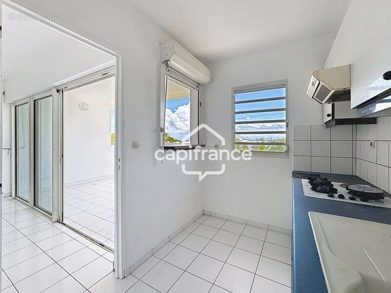 Appartement à BAIE-MAHAULT