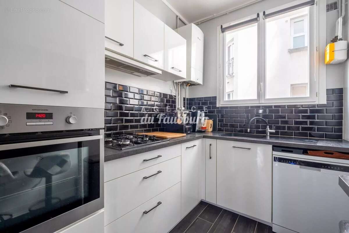 Appartement à PARIS-10E