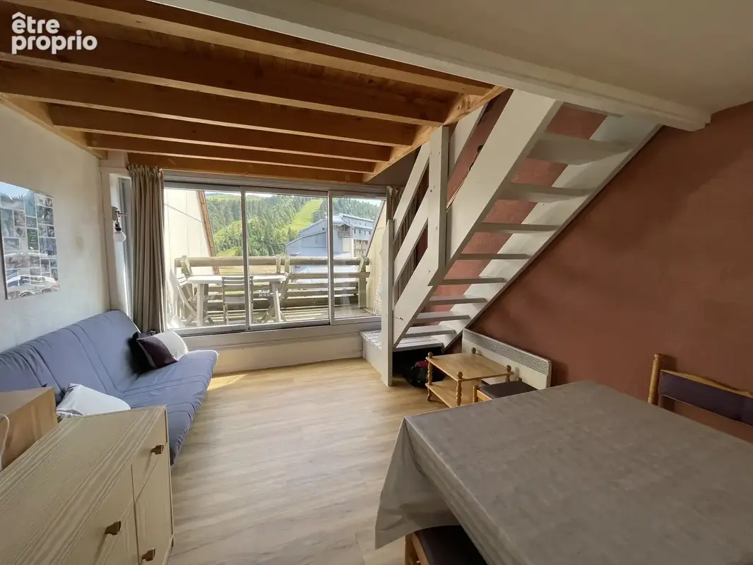 Appartement à LAVEISSIERE
