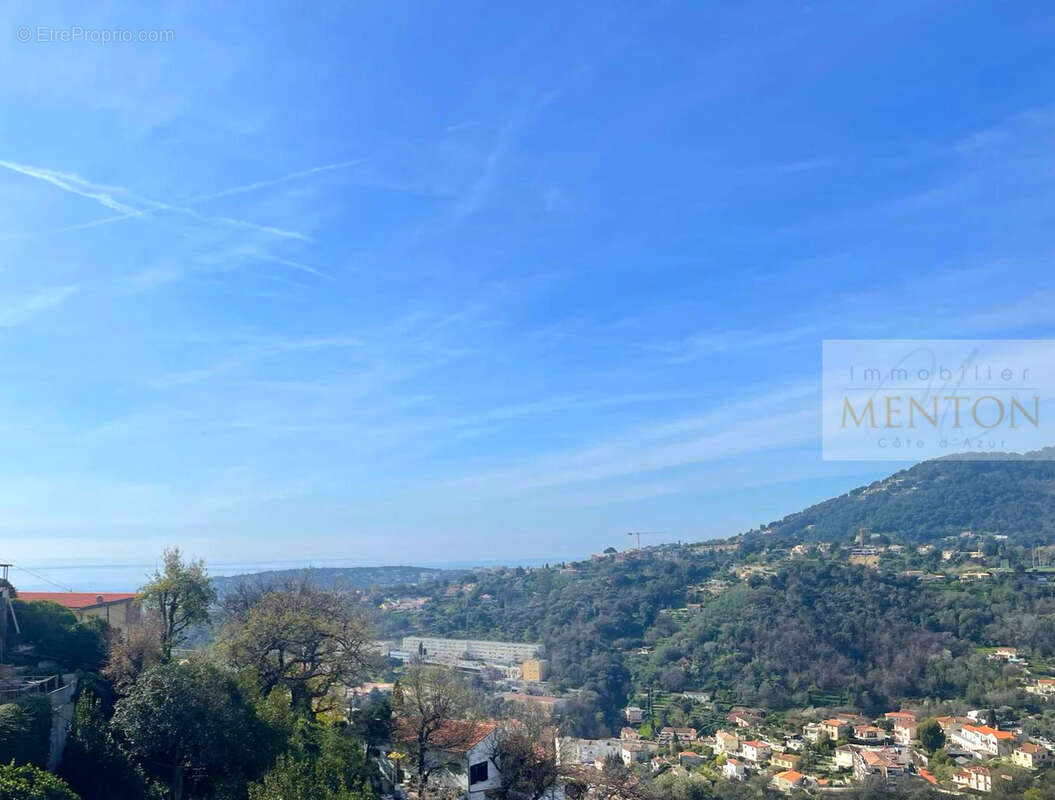 Appartement à MENTON