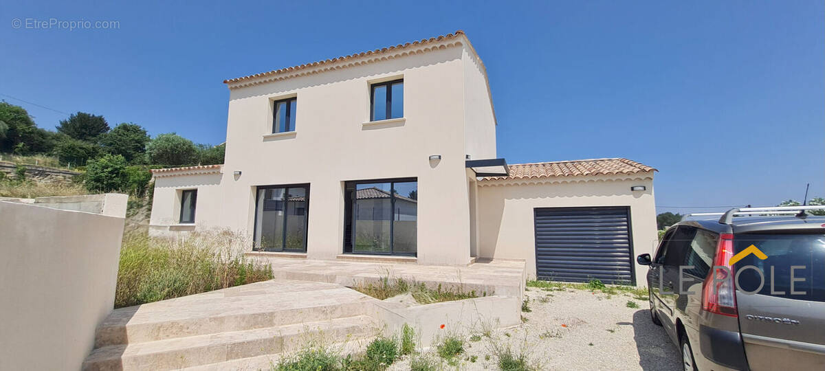 Maison à PONT-SAINT-ESPRIT