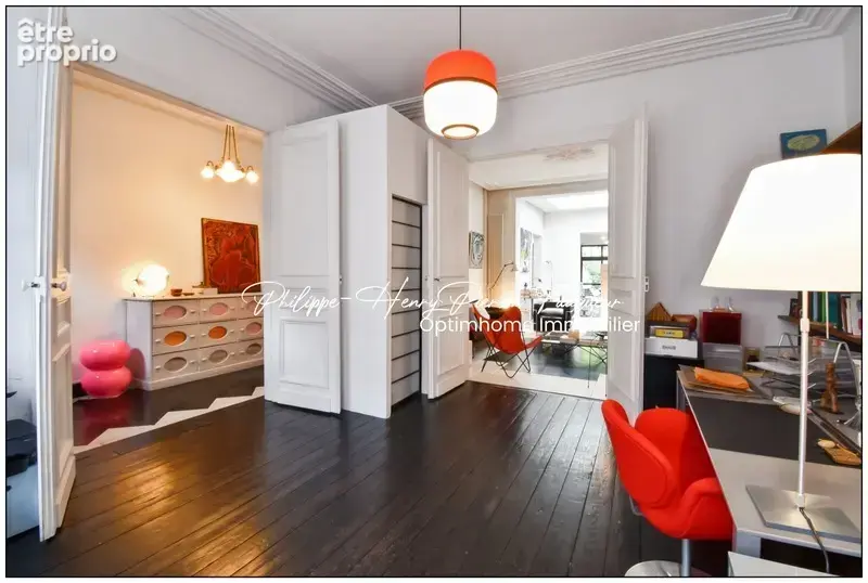 Exclusivité Maison familiale de caractère • 259 m² • 5 chambres • Jardin • Cave • Fibre • Alarme • 2 garages possibles – Saint-M - photo 4