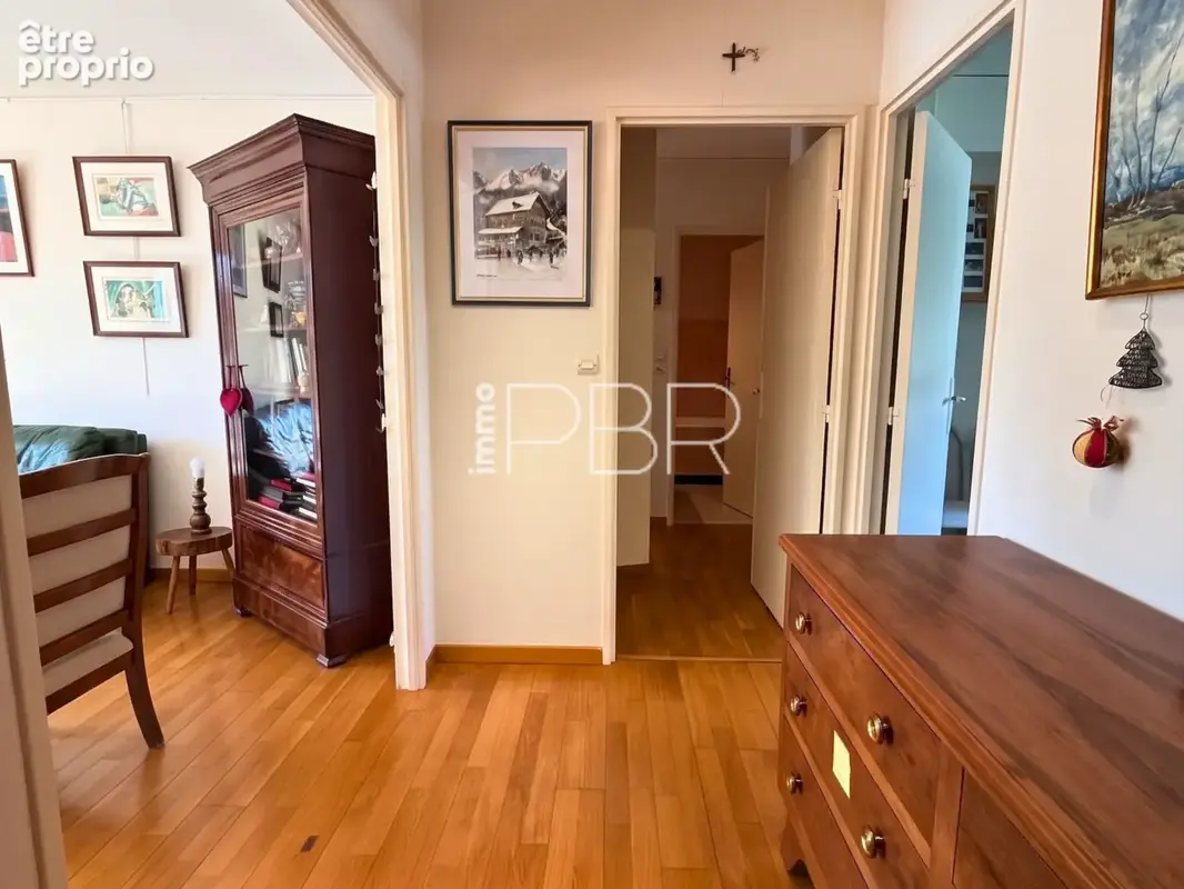 Appartement T4 avec box et cave - photo 10